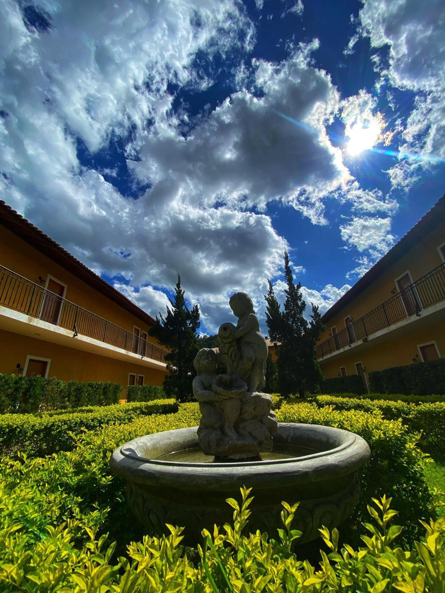 Hotel Fazenda Sao Silvano Morungaba Bagian luar foto
